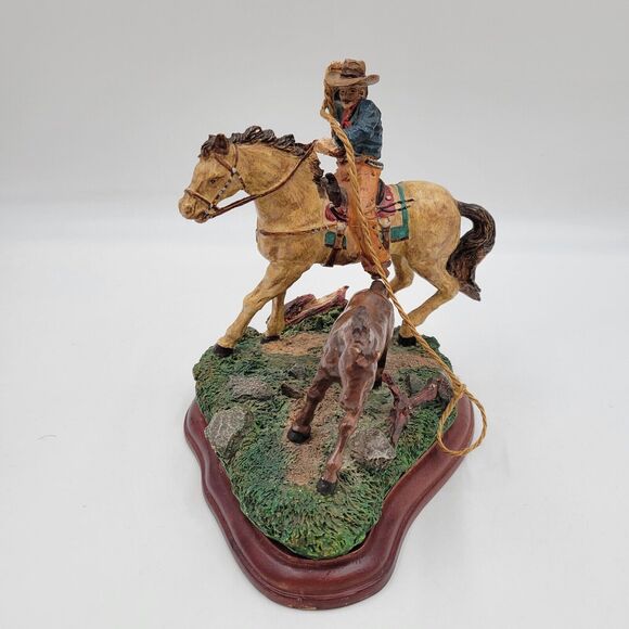 Russ Berrie Ceramic Figure on Base - Cowboy Trails Last Round-Up 14624 READ - Picture 3 of 16